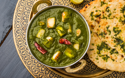 Discover the flavor of India at Tutor Around, Indian cooking lesson at home - learn to prepare Palak Paneer.